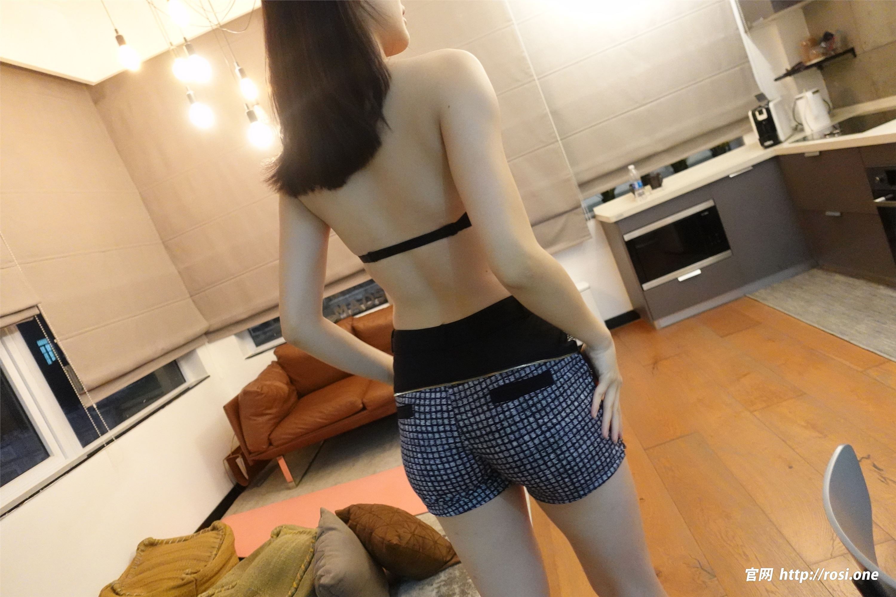 ROSI写真 2023.02.08 NO.4083